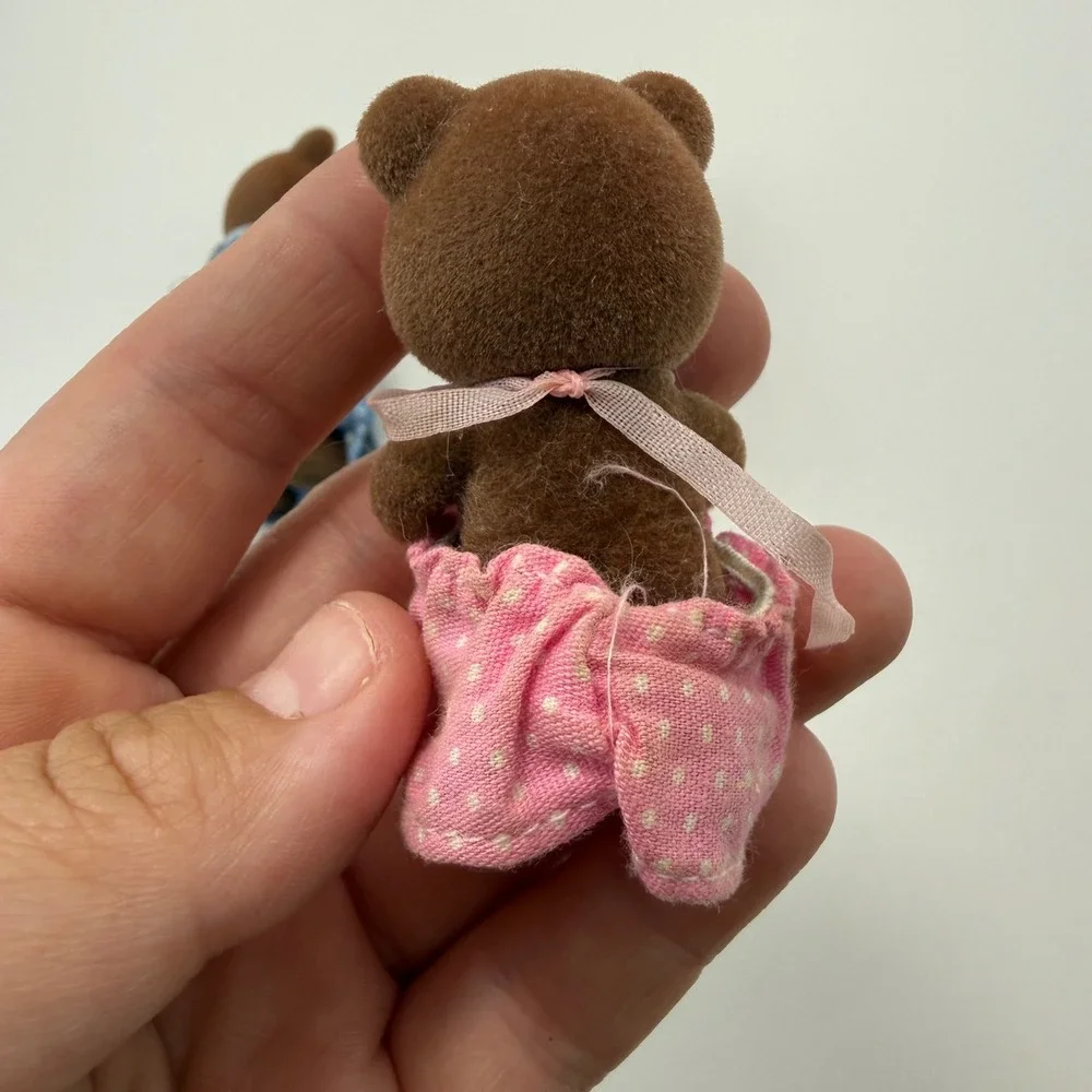 Vintage Sylvanian Families Calico Critters Brown Bear Family Lot of 8